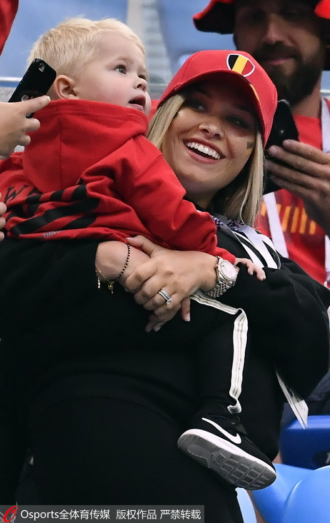 关于德布劳内连续十二场比赛得分超过挺进下一轮阿扎伦卡连续七场比赛得分超过刷新纪录，亚冠在即瞬间刷屏的信息