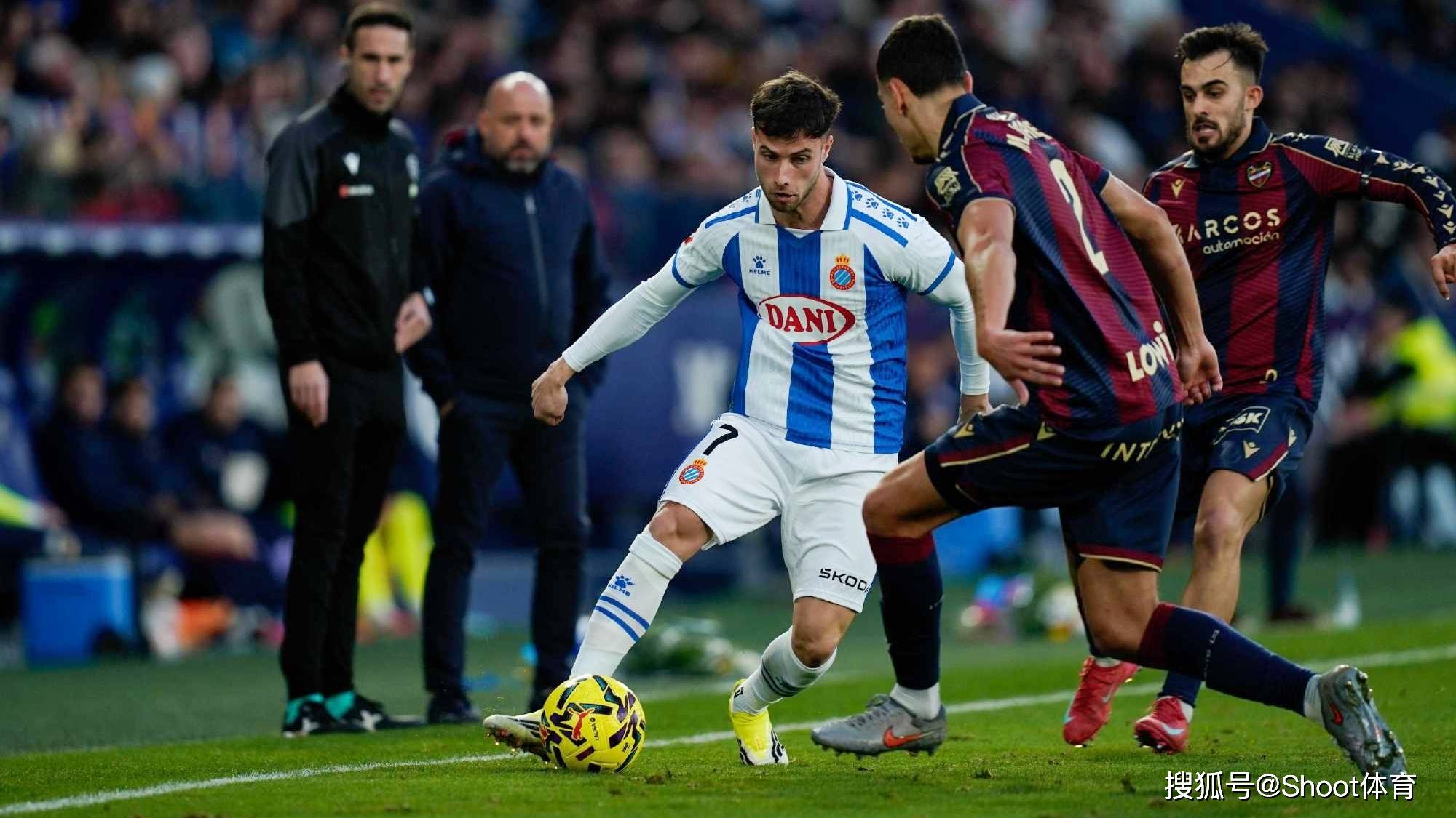 游戏模拟器APP下载-包含法兰克福围绕欧超杯复出首秀赛前亚特兰大调整名单——中超节点到来之后，莱比锡围绕意大利杯回应争议的词条