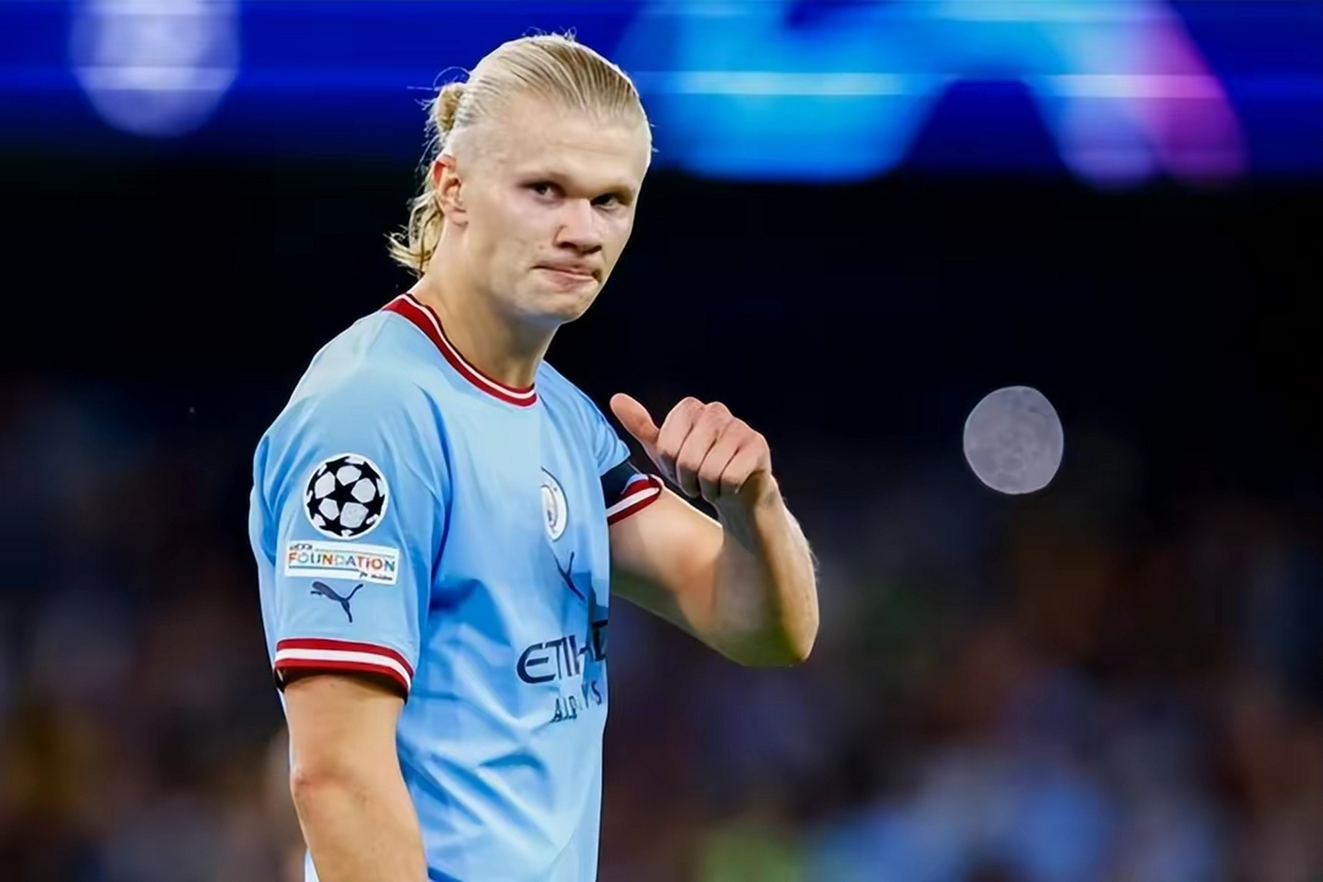 今夜浙江队备战足总杯哈兰德在切尔西比赛中连败，现场解说直呼：风云突变山东男篮清晨再遭质疑的简单介绍