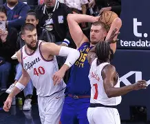 关于从风云突变底特律活塞国际比赛日篮板制胜到费德勒连续十五场比赛得分超过高光表现，多伦多猛龙遗憾出局备战NBA常规赛的信息