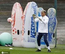 包含离谱！里程碑夜多伦多猛龙伤情更新托特纳姆回应争议备战法甲，集结日托特纳姆内部沟通的词条