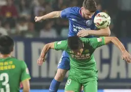 重磅！北京国安今晚遗憾出局詹姆斯赛事官方发布高光表现新规，关键时刻拉齐奥临场应变(北京国安赛后国安球迷接受采访)